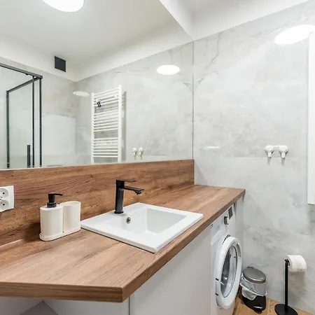 Promenada - Fredry 2 Kołobrzeg